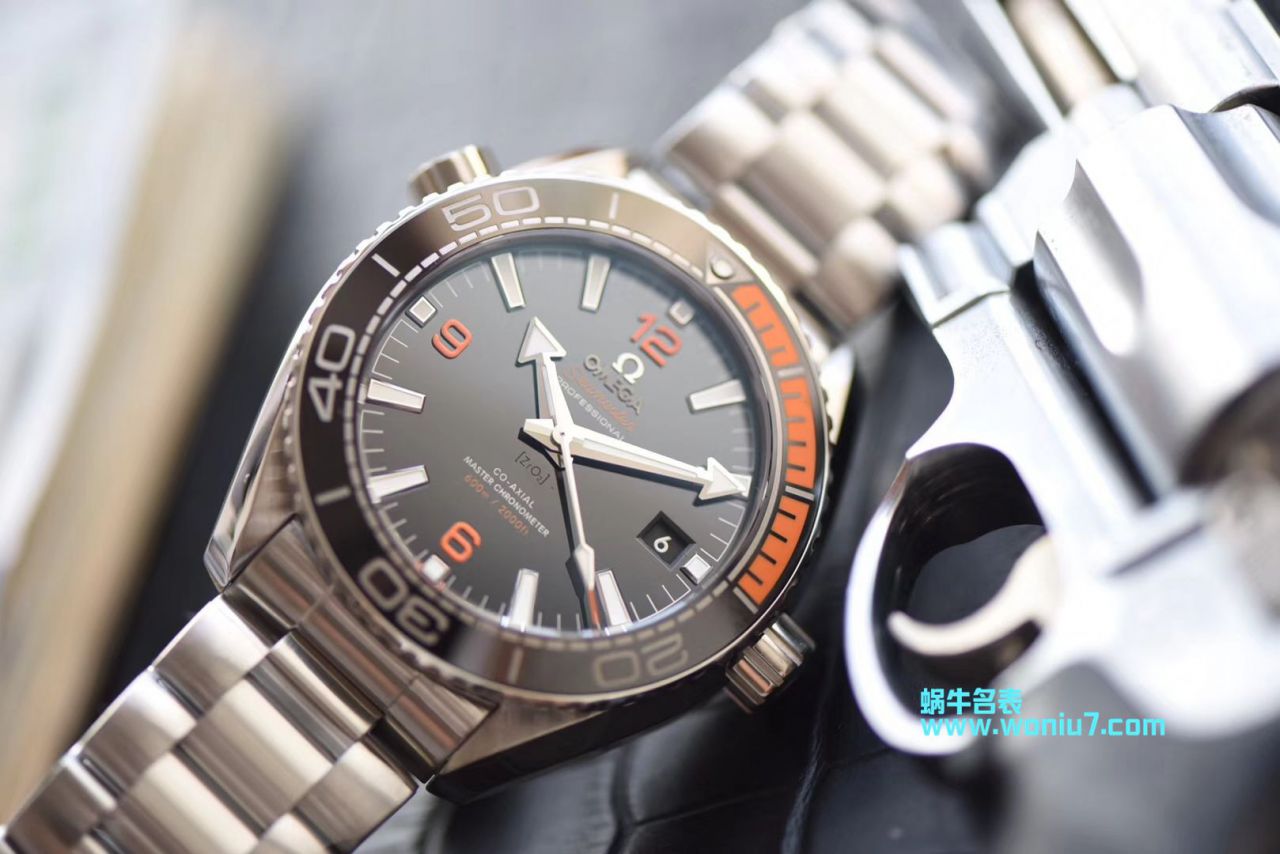 【VS一比一 top 复刻高仿手表】OMEGA海洋宇宙600米215.30.44.21.01.002 wrist watch  / M368