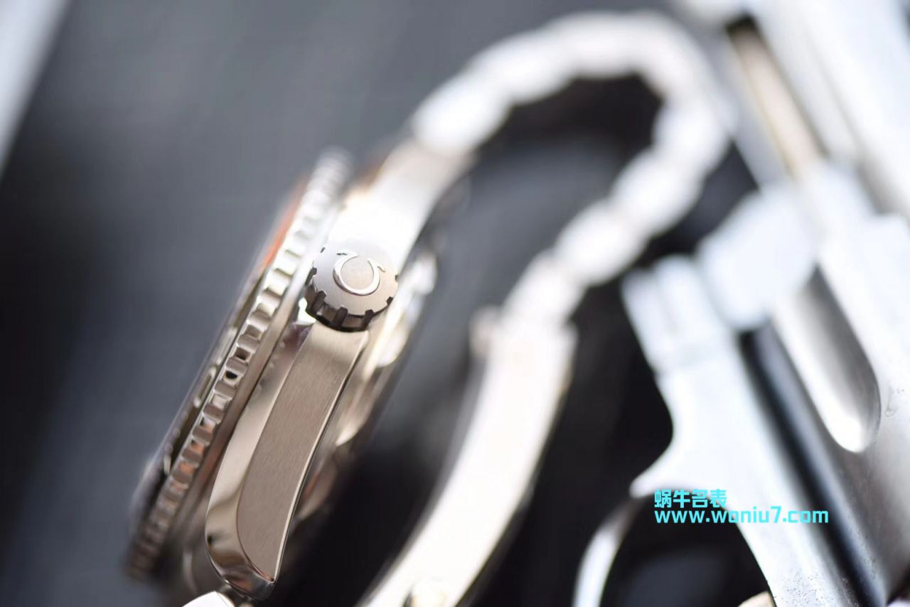 【VS一比一 top 复刻高仿手表】OMEGA海洋宇宙600米215.30.44.21.01.002 wrist watch  / M368
