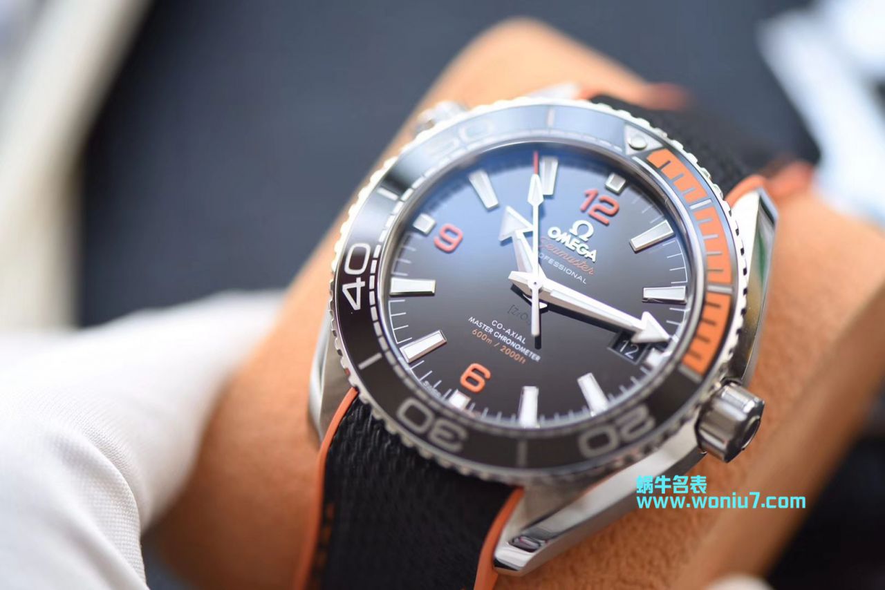 【VS一比一 top 复刻高仿手表】OMEGA海洋宇宙600米215.30.44.21.01.002 wrist watch  / M368