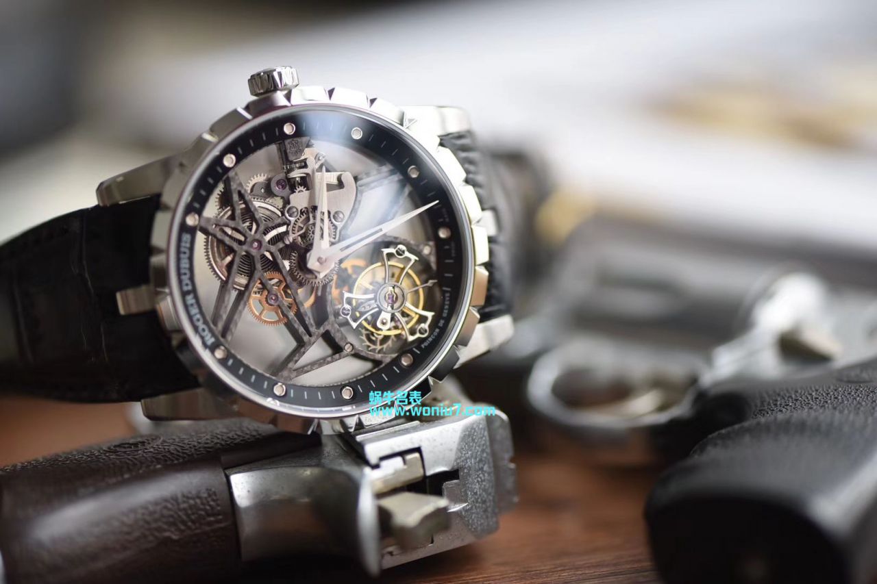 【BBR一比一超A高仿手表】Roger DubuisEXCALIBUR（王者系列）系列RDDBEX0393、RDDBEX0392 Tourbillon  wrist watch  / LJ028