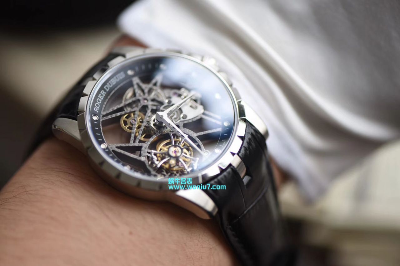 【BBR一比一超A高仿手表】Roger DubuisEXCALIBUR（王者系列）系列RDDBEX0393、RDDBEX0392 Tourbillon  wrist watch  / LJ028