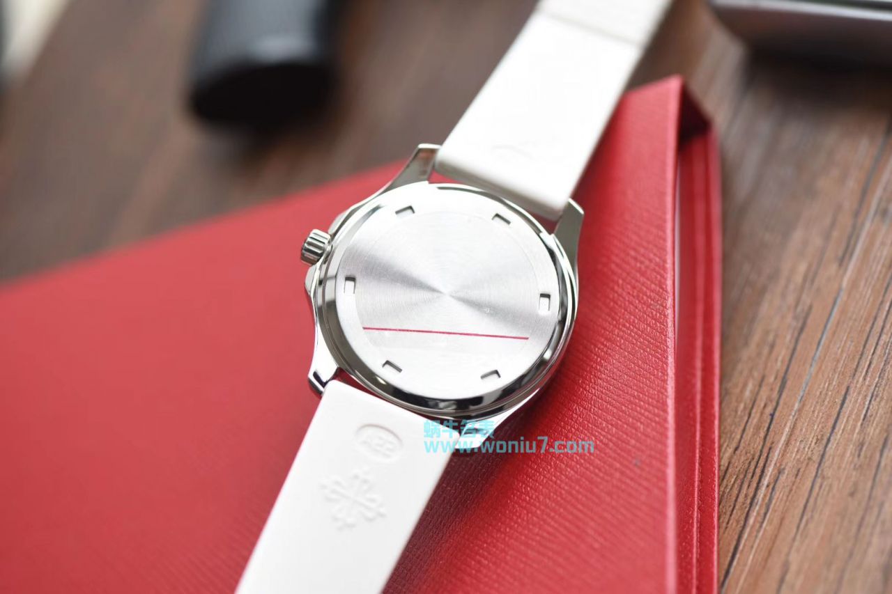 【BP一比一复刻高仿手表】 PATEK PHILIPPE AQUANAUT系列5067A-024女表 / BD188