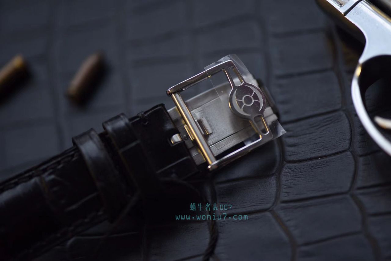 MB&F wrist watch 新玩具 独立制表人作品 / MB&F01