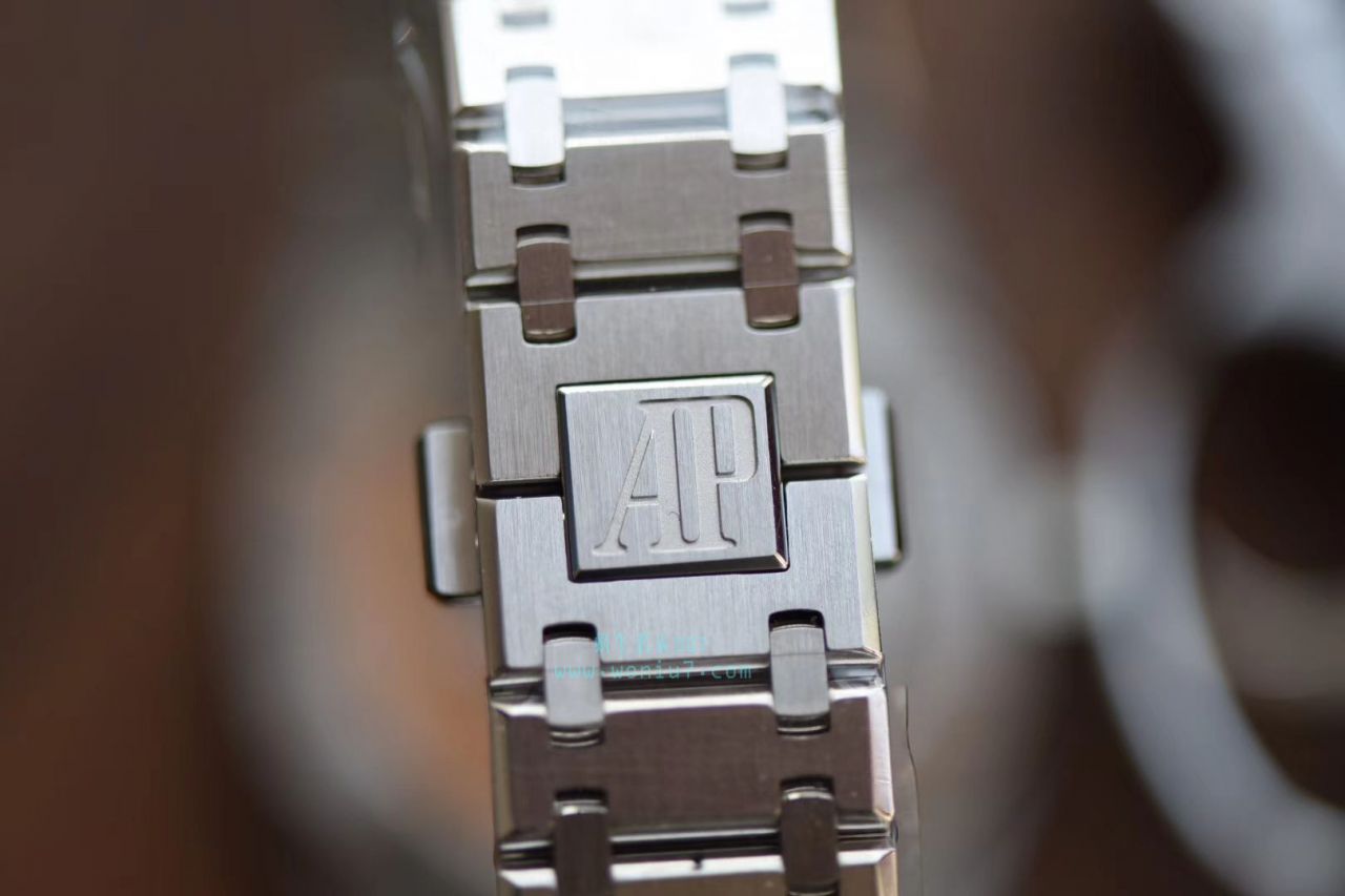 【JF一比一超A高仿手表】Audemars Piguet 皇家橡树系列15202ST.OO.0944ST.03 wrist watch  / AP152
