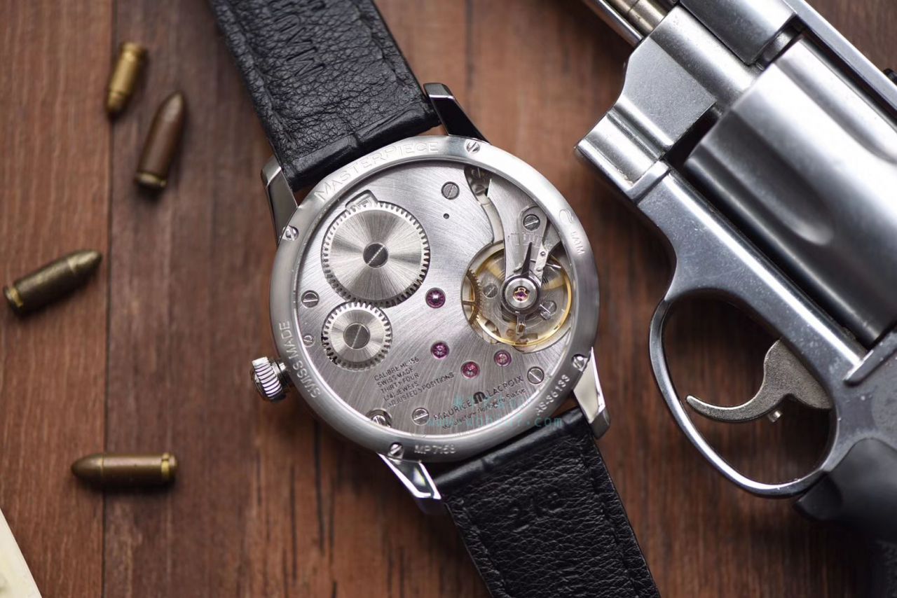 AM新品、最新艾美 方轮经典 wrist watch  MP7158-SS001-301-1黑面、MP7158-SS001-101-1白面 / AIMEI001
