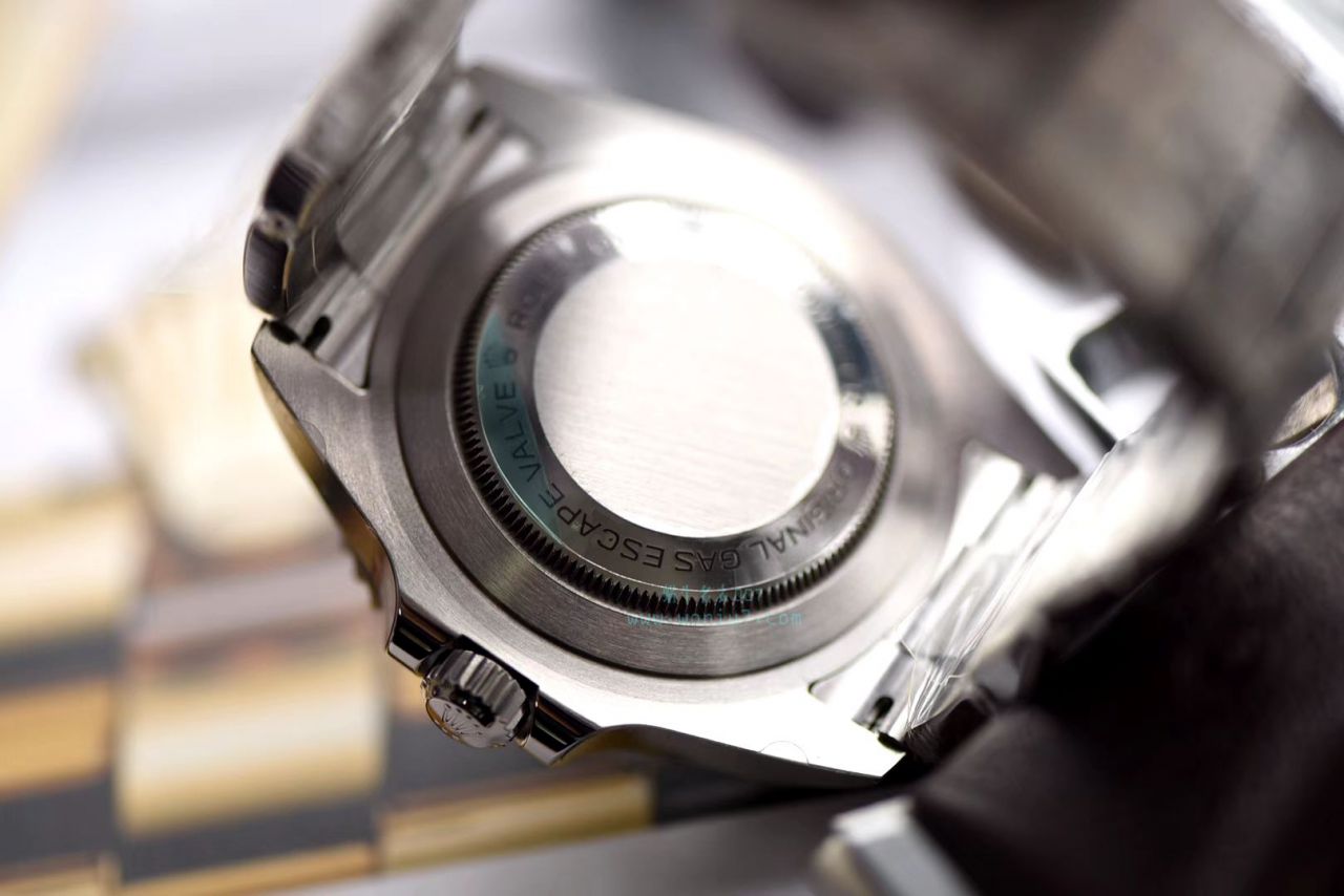【独家 Video analysis AR一比一超A高仿手表】 Rolex ROLEX海使型系列Rolex Sea-Dweller 50周年126600 单红43毫米 wrist watch  / RBG194