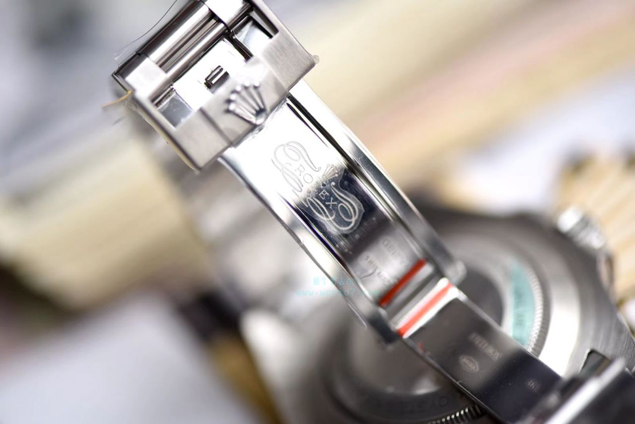 【独家 Video analysis AR一比一超A高仿手表】 Rolex ROLEX海使型系列Rolex Sea-Dweller 50周年126600 单红43毫米 wrist watch  / RBG194