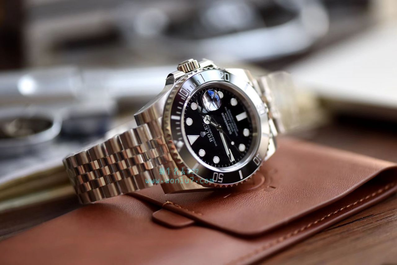 【V9 Factory 出品，搭配五珠链】 Rolex  Submariner 型 top 复刻高仿116610LN-97200 黑盘 wrist watch ( Submariner )、116610LV-97200 绿盘 wrist watch ( Submariner ) / R268