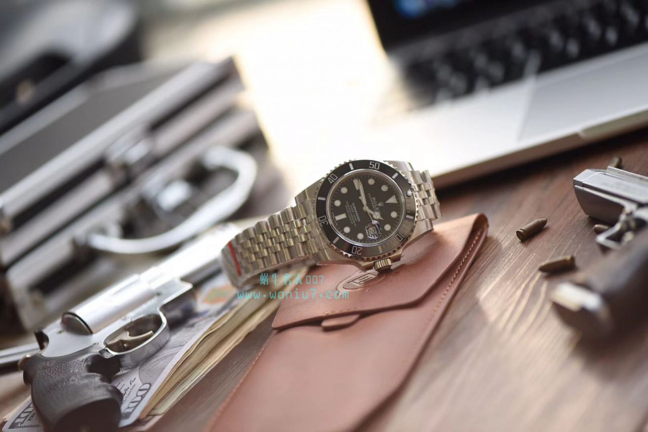 【V9 Factory 出品，搭配五珠链】 Rolex  Submariner 型 top 复刻高仿116610LN-97200 黑盘 wrist watch ( Submariner )、116610LV-97200 绿盘 wrist watch ( Submariner ) / R268
