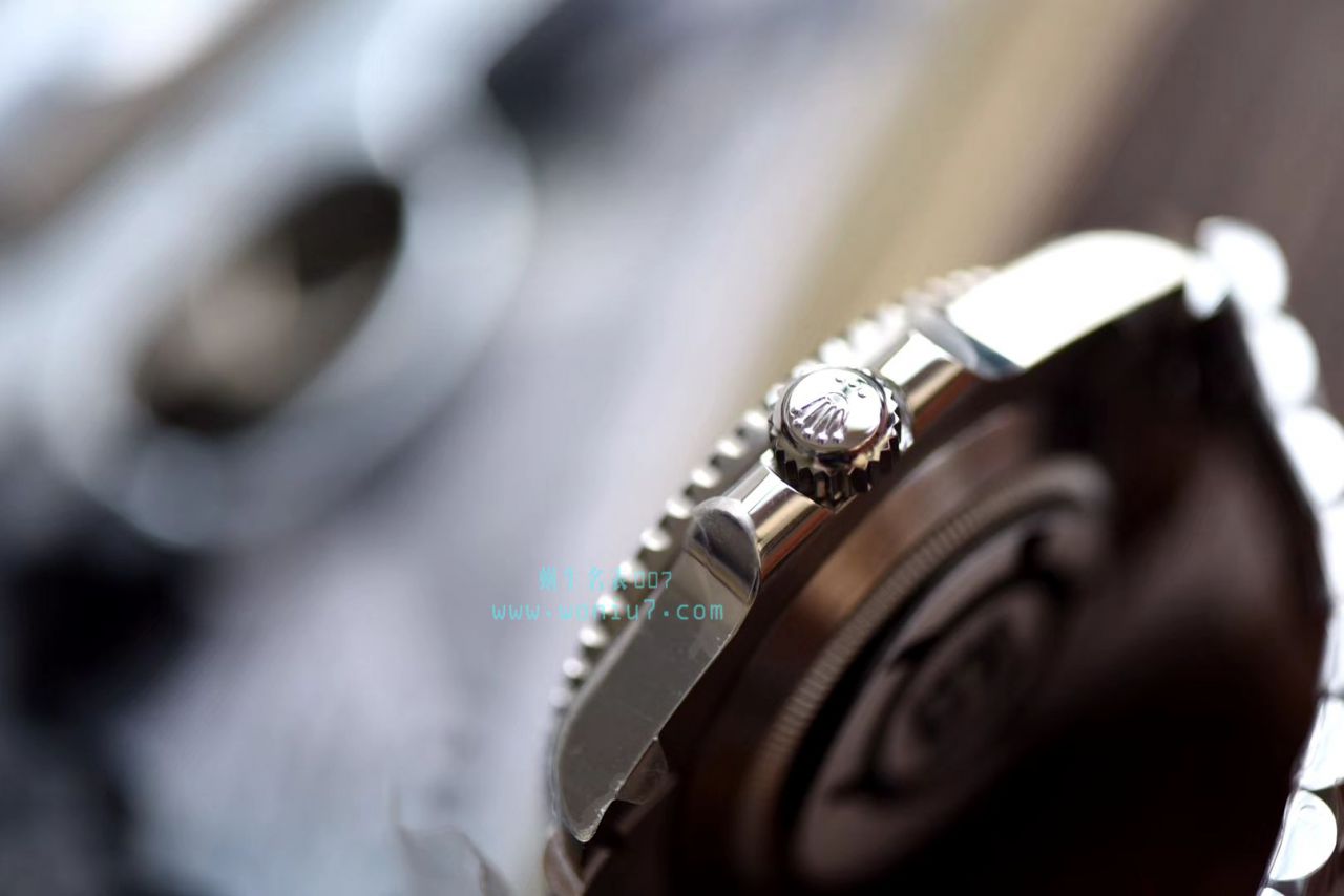【V9 Factory 出品，搭配五珠链】 Rolex  Submariner 型 top 复刻高仿116610LN-97200 黑盘 wrist watch ( Submariner )、116610LV-97200 绿盘 wrist watch ( Submariner ) / R268