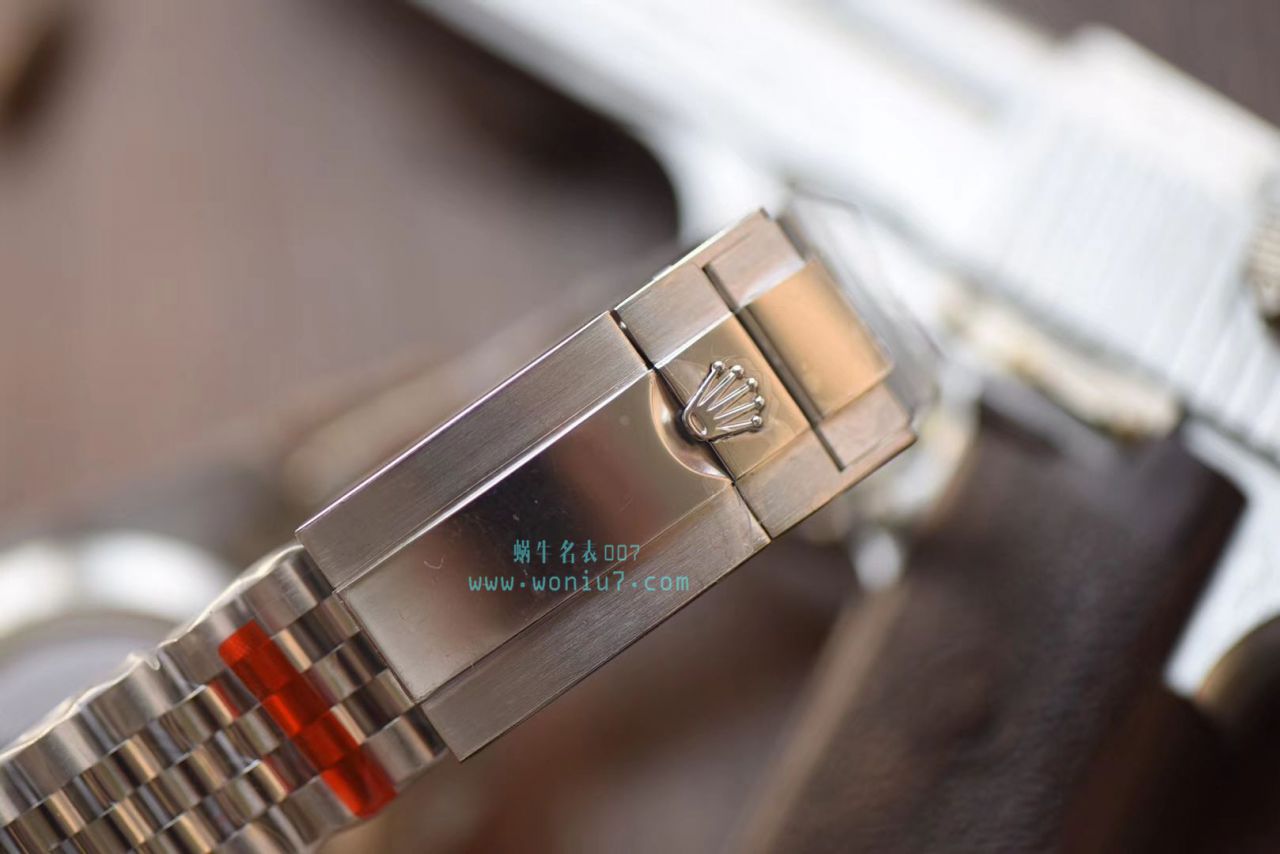 【V9 Factory 出品，搭配五珠链】 Rolex  Submariner 型 top 复刻高仿116610LN-97200 黑盘 wrist watch ( Submariner )、116610LV-97200 绿盘 wrist watch ( Submariner ) / R268