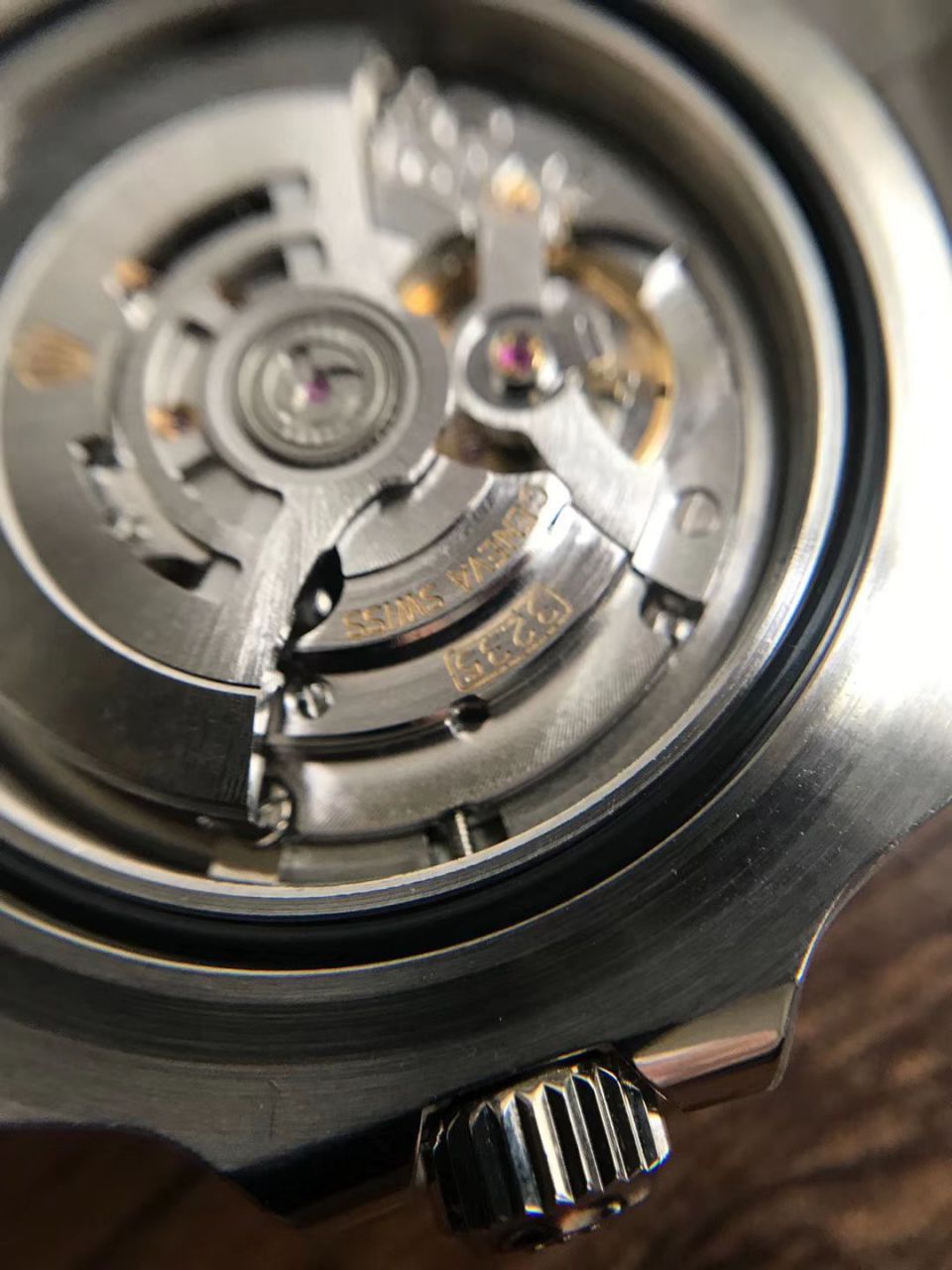 【N Factory 放大招～超级神器】 Rolex  top 复刻高仿手表海使型系列单红126600 wrist watch  / R269