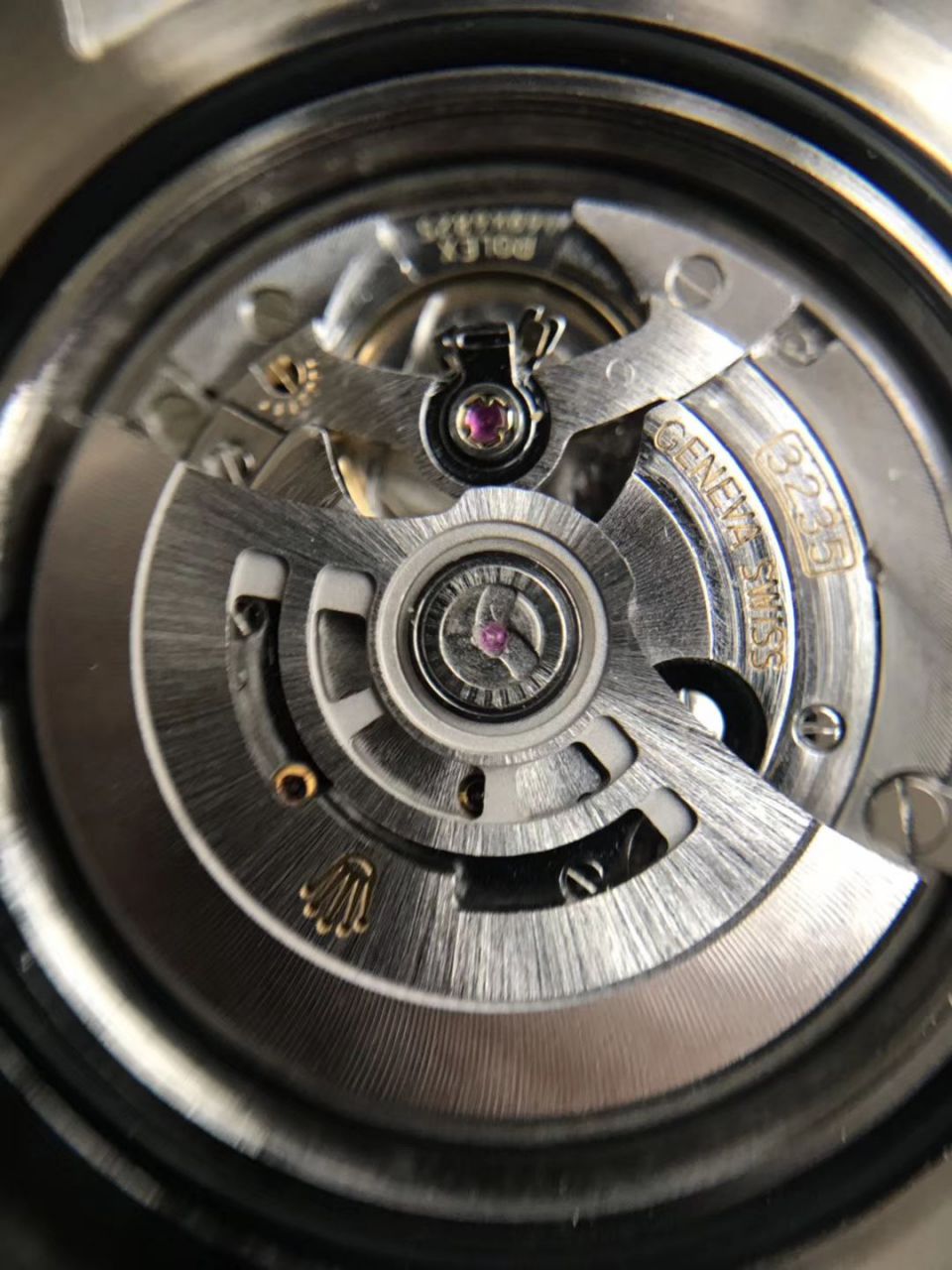 【N Factory 放大招～超级神器】 Rolex  top 复刻高仿手表海使型系列单红126600 wrist watch  / R269