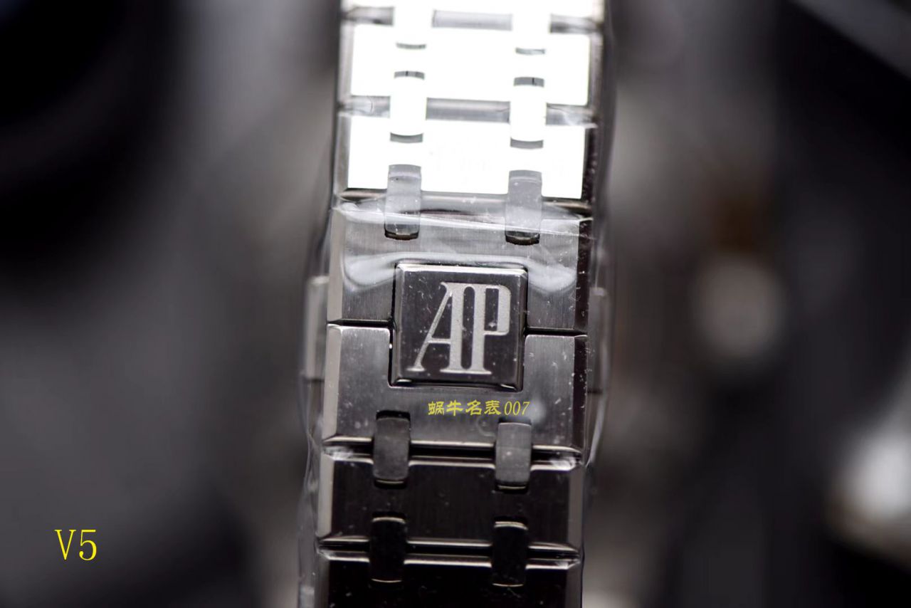 【JF一比一超A高仿手表】Audemars Piguet 皇家橡树系列15400ST.OO.1220ST.04 wrist watch  / AP129