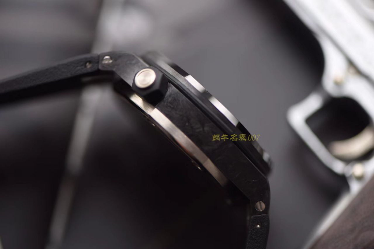 Audemars Piguet  Royal Oak Offshore 系列15706AU.OO.A002CA.01男表【XF一比一高仿手表】 / KWAP15706