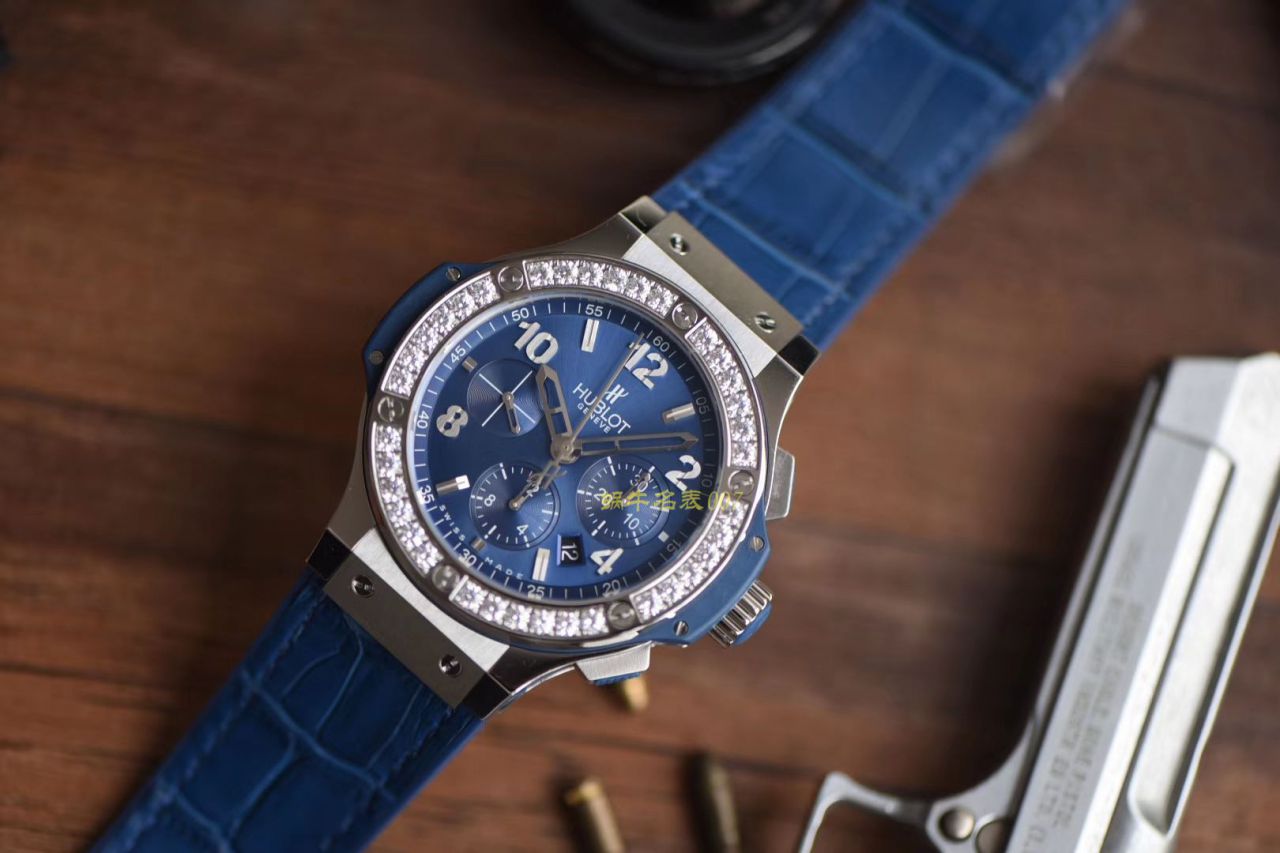 HBBv6新款 hublot  big bang HUBLOT   Big Bang 精钢蓝色  wrist watch  / YB061