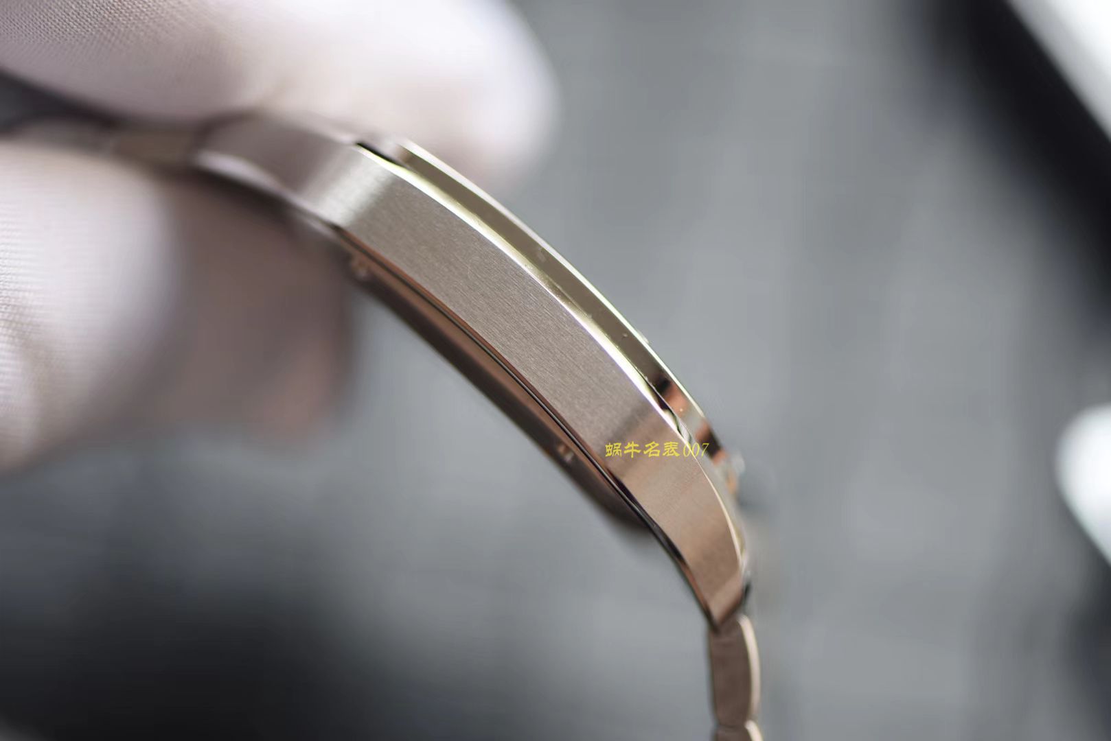  Cartier   Santos 系列WSSA0013（大号） wrist watch 【KOR一比一高仿手表】 / K193