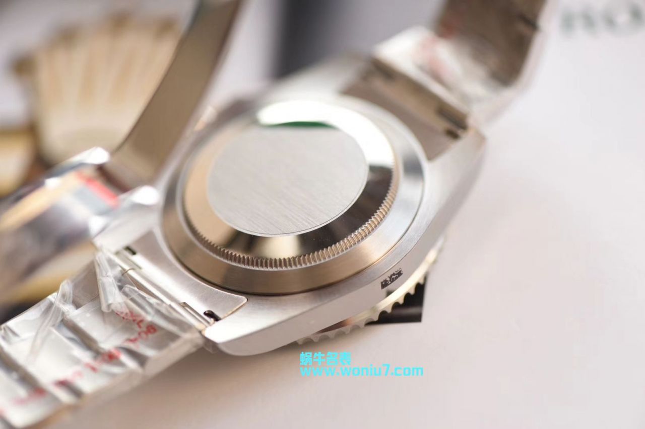 【NOOB Factory V9版本一比一超A复刻高仿手表】 Rolex  Submariner 型系列116610LV-97200 绿盘 wrist watch 【 Rolex  Submariner 】、 Rolex  Submariner 型系列116610LN-97200 黑盘 wrist watch ( Submariner ) / R295