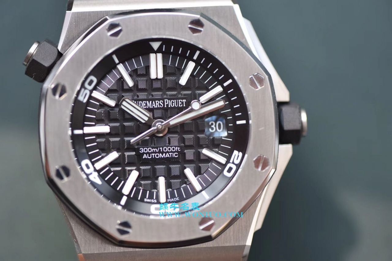 【JF一比一超A高仿】 Video analysis Audemars Piguet  Royal Oak Offshore 系列15703ST.OO.A002CA.01 wrist watch ，全新V9S超强版正式闪亮登场 / AP156