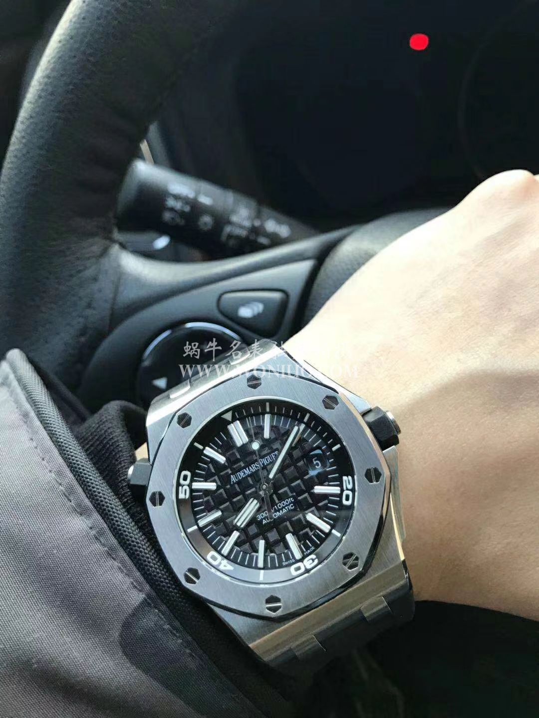 【JF一比一超A高仿】 Video analysis Audemars Piguet  Royal Oak Offshore 系列15703ST.OO.A002CA.01 wrist watch ，全新V9S超强版正式闪亮登场 / AP156
