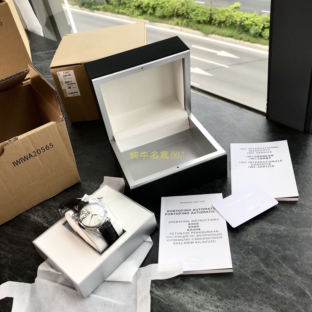 渠道出口订单！原封！缺个经销商印章就是正品！大名鼎鼎的IWC IWC 表柏涛菲诺系列IW356517 wrist watch  / WG193