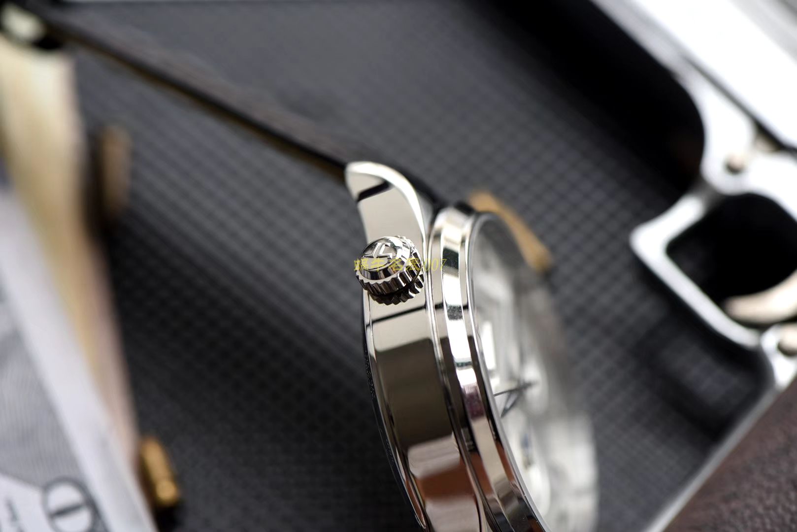 TWA 一比一高仿手表 V2版本 Jaeger-LeCoultre 地理学家大师系列 Q1428421，Q1422421全新升级 多功能 wrist watch   / JJ129