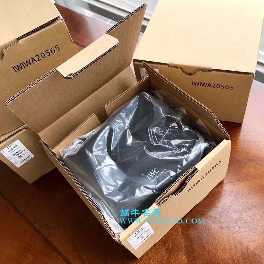 IWC IWC 表柏涛菲诺系列IW356502 wrist watch 【渠道出口订单原单】原封！缺个经销商印章就是正品！ / WG198