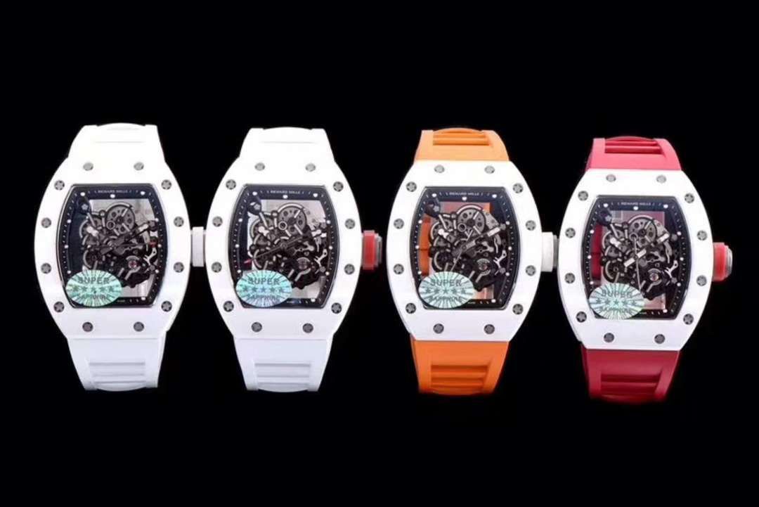  Video analysis KV台湾 Factory 一比一高仿最新巨作！RICHARD MILLE RICHARD MILLE RM055白 Composite 白色橡胶带新款 / RM 055MM
