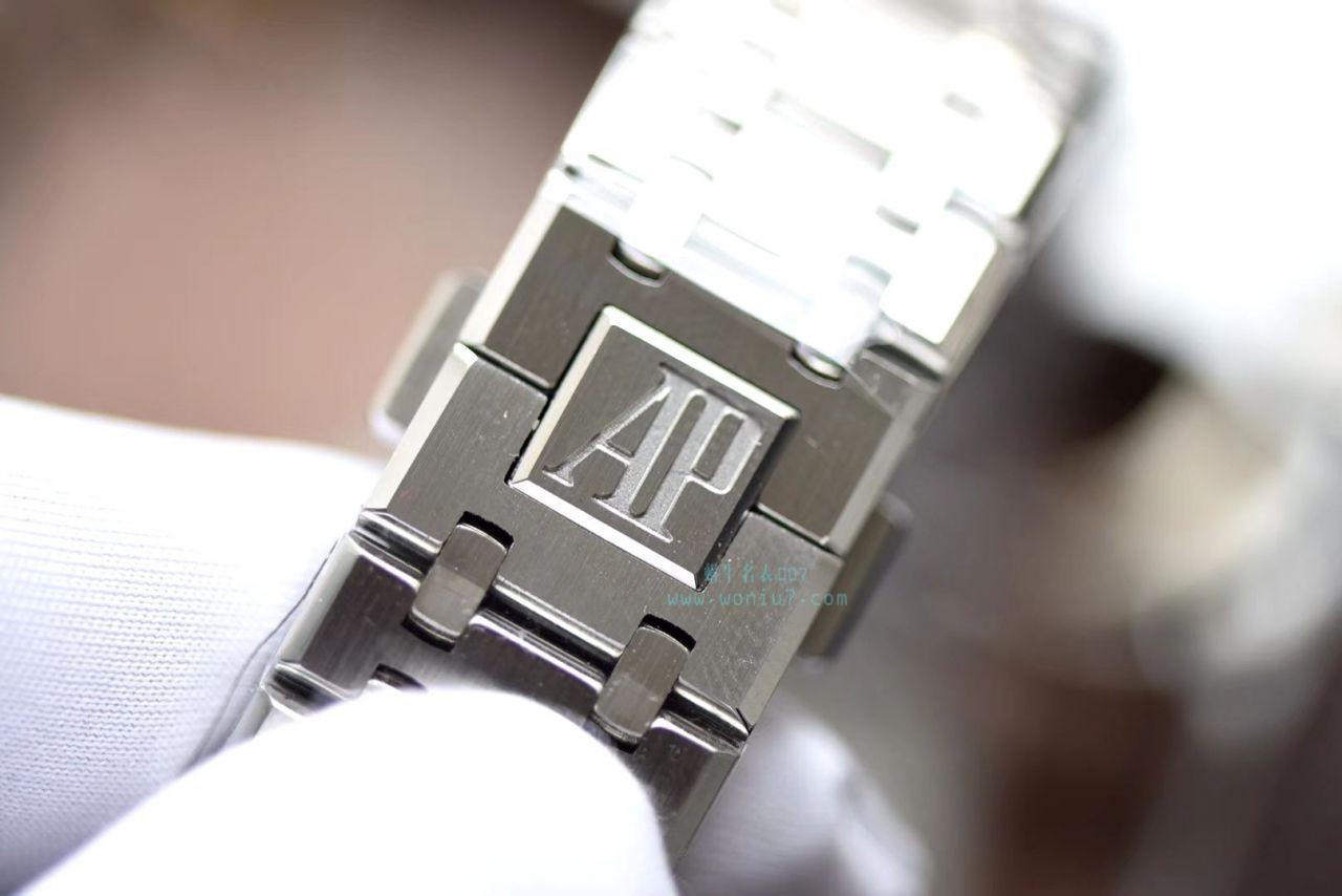  Video analysis Audemars Piguet 皇家橡树系列15400ST.OO.1220ST.02 wrist watch  top 高仿手表【JF标杆神器 15400超强＂V5＂升级版强势出击】 / AP022MM