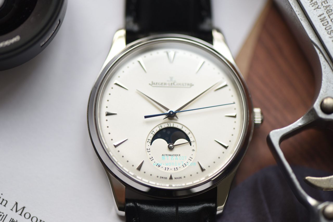 Video analysis  Jaeger-LeCoultre 大师系列1368420 wrist watch 一比一高仿手表【ZF新品， Jaeger-LeCoultre 月相大师系列】 / JJ123MM