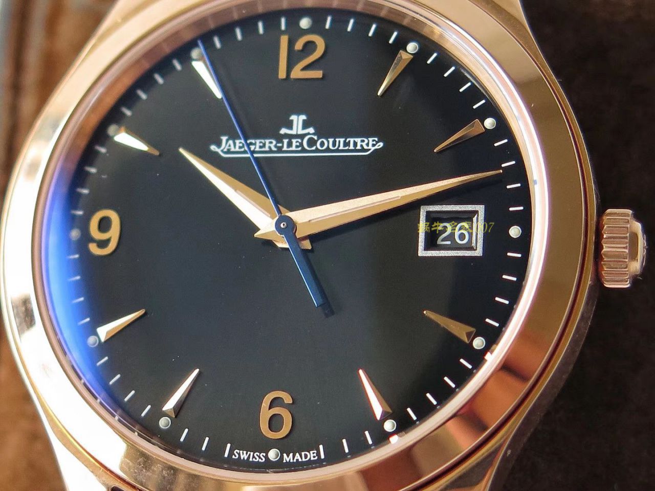  Video analysis  Jaeger-LeCoultre 大师系列1548420,1542520,1548470三色 wrist watch 【ZF一比一高仿新品 Jaeger-LeCoultre 大师系列Q1548420】 / JJBB55MM