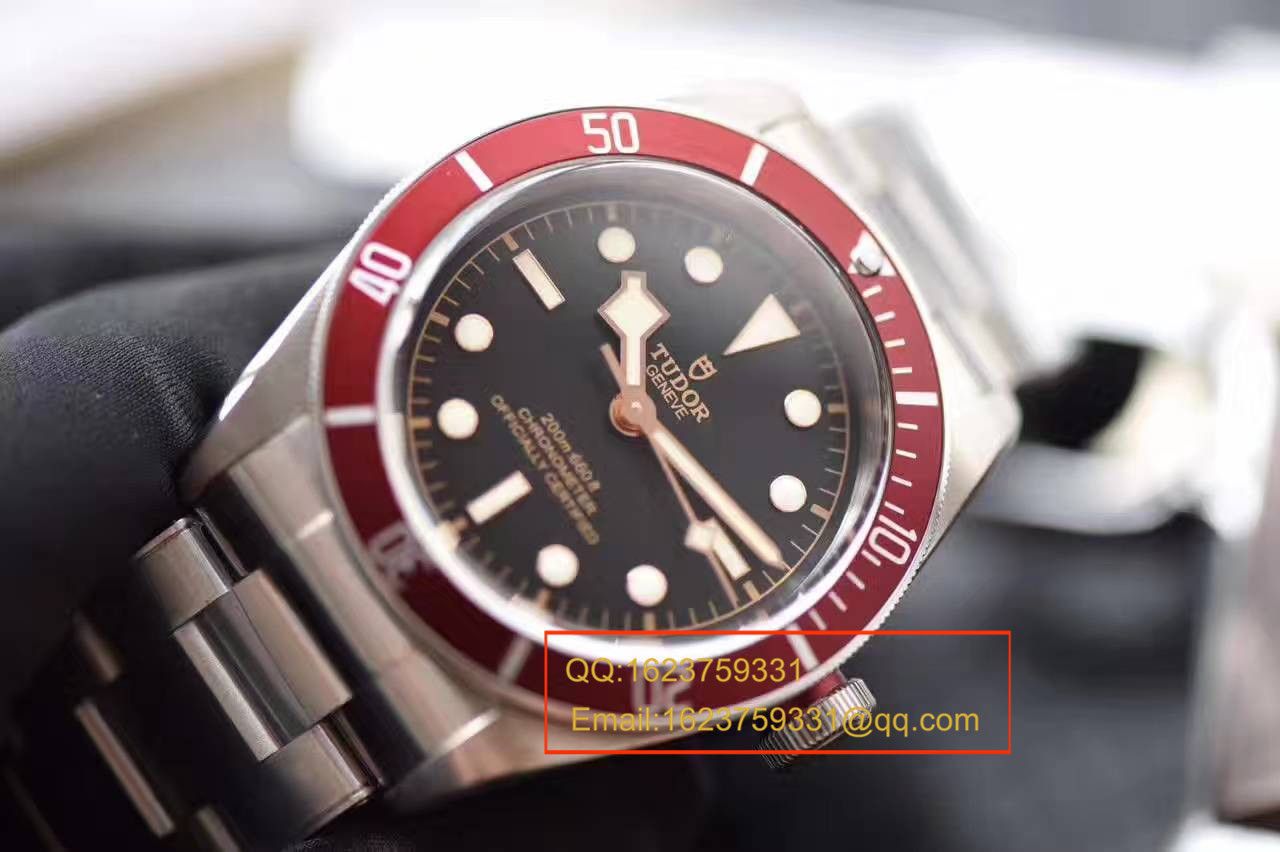  Video analysis TUDOR Tudor 碧湾系列79220R 不锈钢 watchband   wrist watch (小红花)一比一高仿手表【ZF Tudor 小红花】 / DT009MM