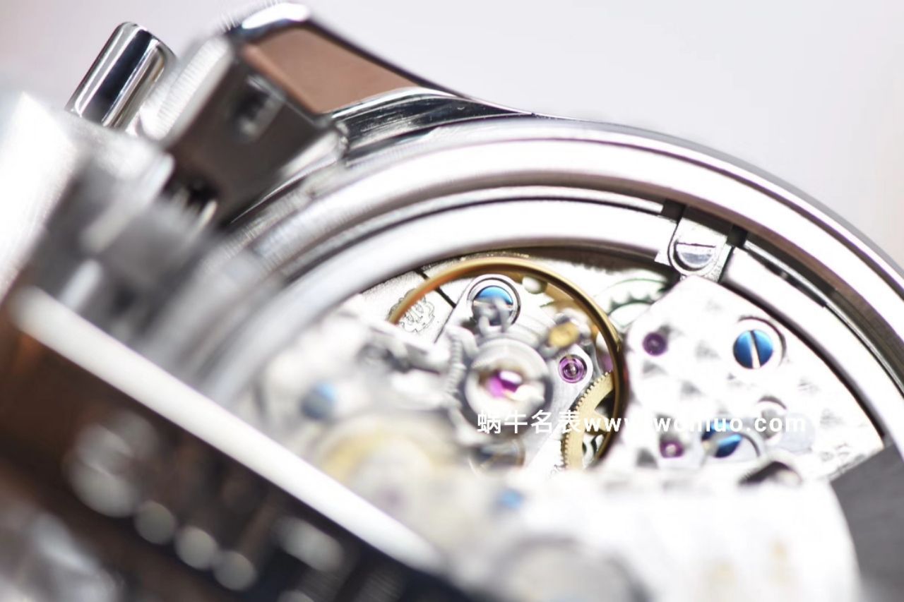  Video analysis 渠道原单货Breitling Breitling 航空计时1系列A1332412|C942|451A wrist watch 【 Breitling 航空计时，老毒物】 / BL083AMM
