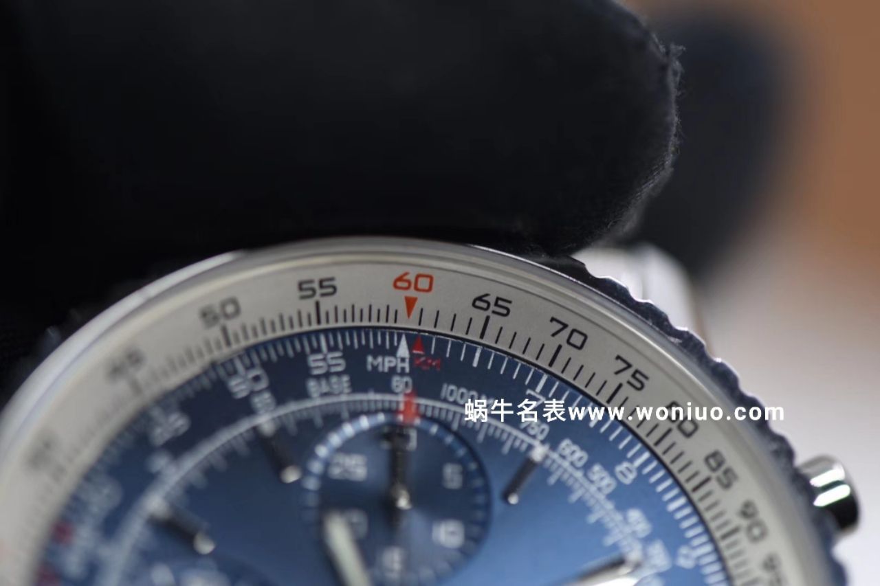  Video analysis 渠道原单货Breitling Breitling 航空计时1系列A1332412|C942|451A wrist watch 【 Breitling 航空计时，老毒物】 / BL083AMM