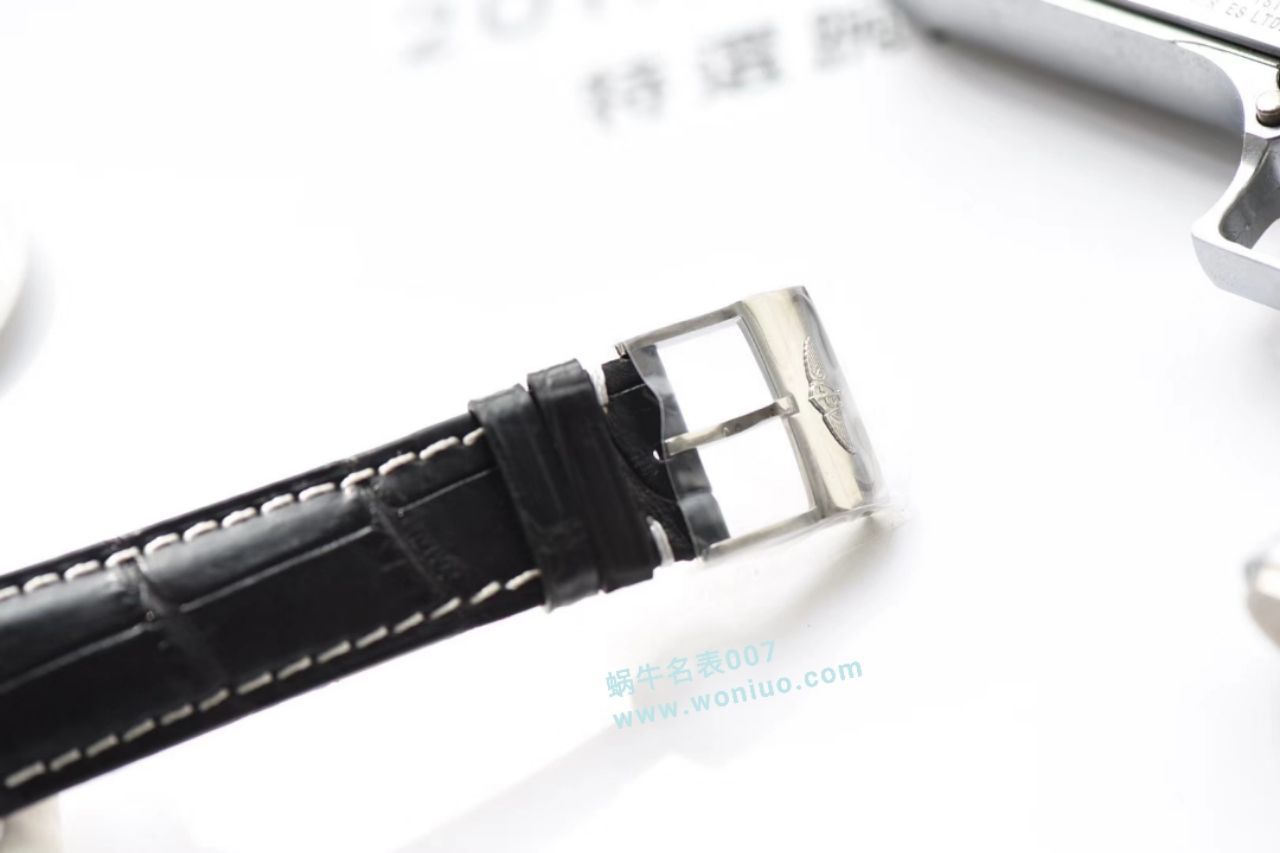  Video analysis 渠道原单货Breitling Breitling 航空计时1系列A1332412|C942|451A wrist watch 【 Breitling 航空计时，老毒物】 / BL083AMM