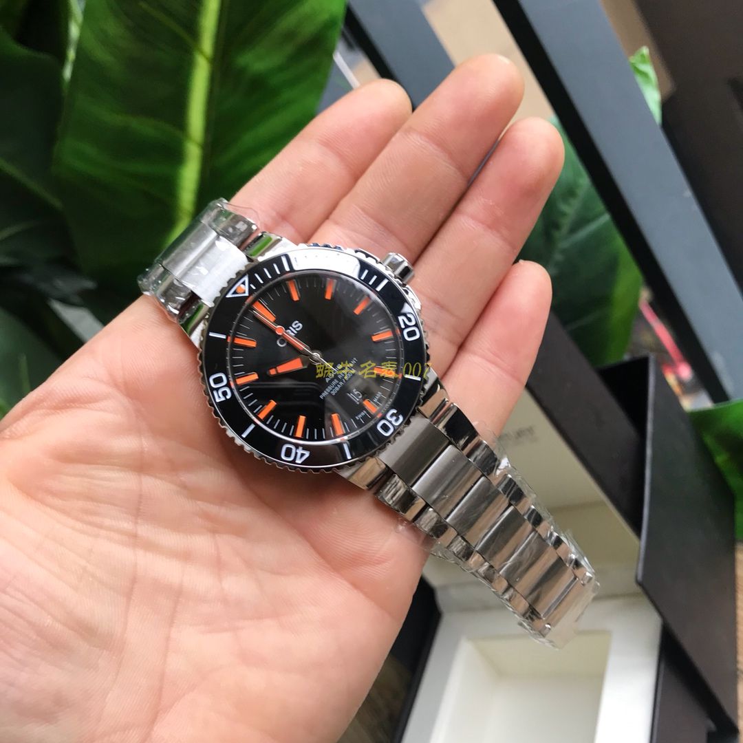 【渠道原单硬货】豪利时潜水系列01 733 7730 4159-07 8 24 05PEB wrist watch  / OB003