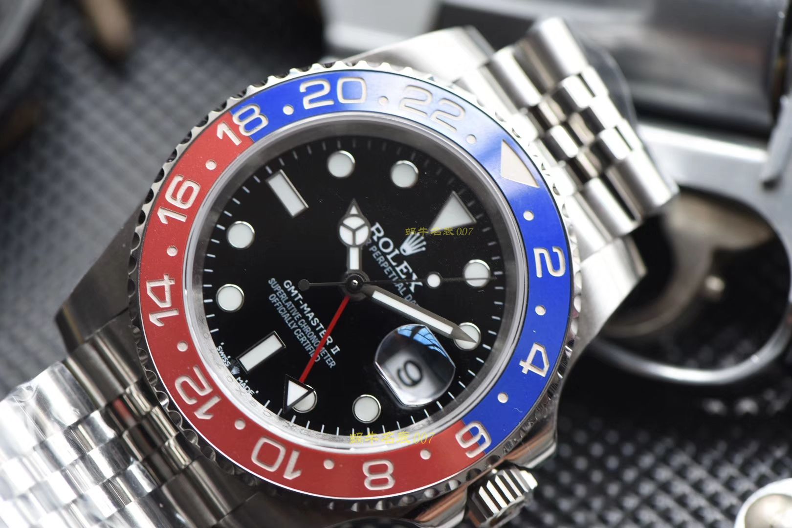 【 Video analysis 】 Rolex  GMT MASTER II系列126710BLRO-0001 wrist watch 一比一超A高仿【DJ超級 GMT MASTER 二代126710 可乐圈GMT！真正红蓝 Composite 圈3186 Movement 】 / R299