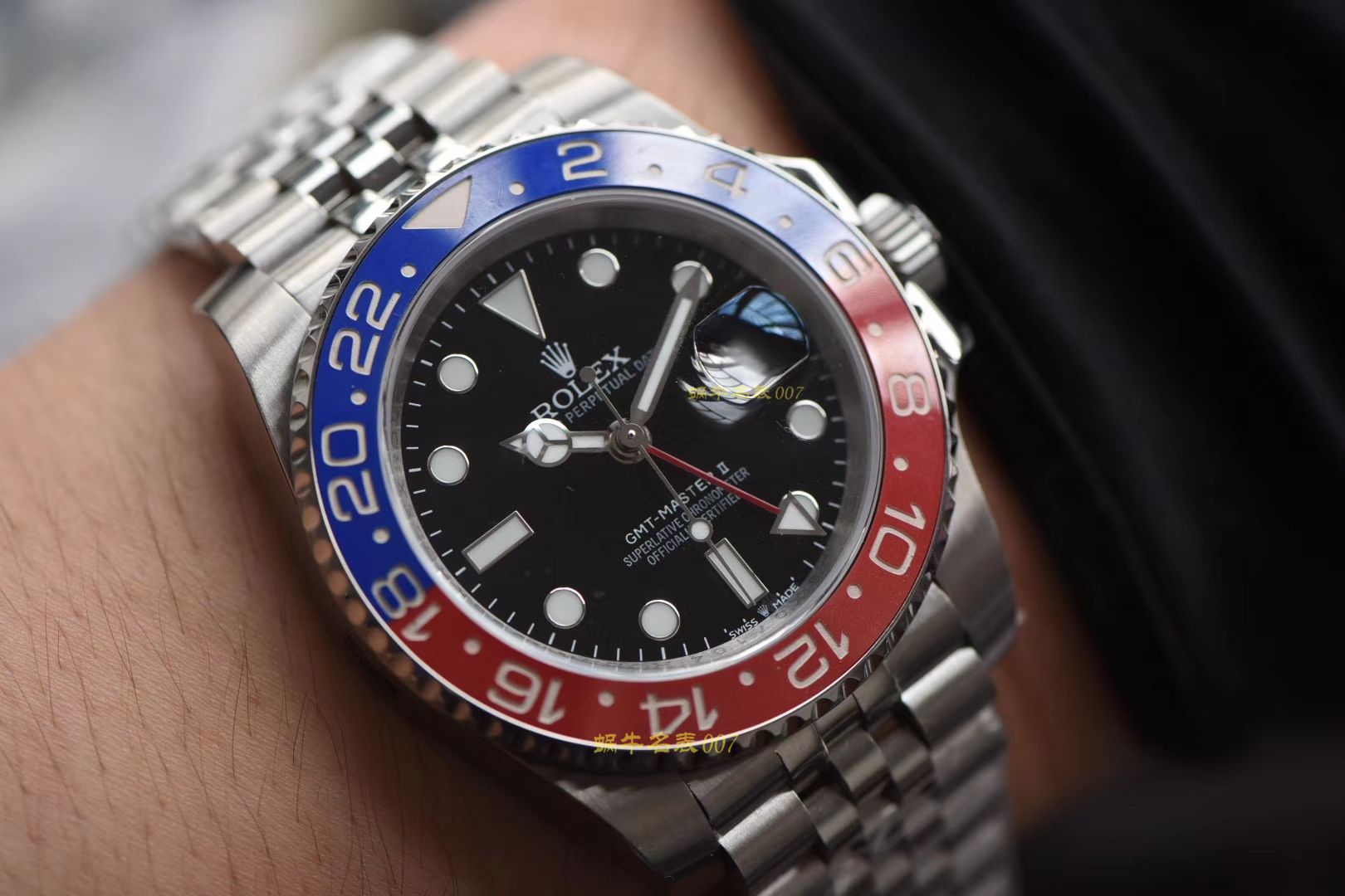 【 Video analysis 】 Rolex  GMT MASTER II系列126710BLRO-0001 wrist watch 一比一超A高仿【DJ超級 GMT MASTER 二代126710 可乐圈GMT！真正红蓝 Composite 圈3186 Movement 】 / R299