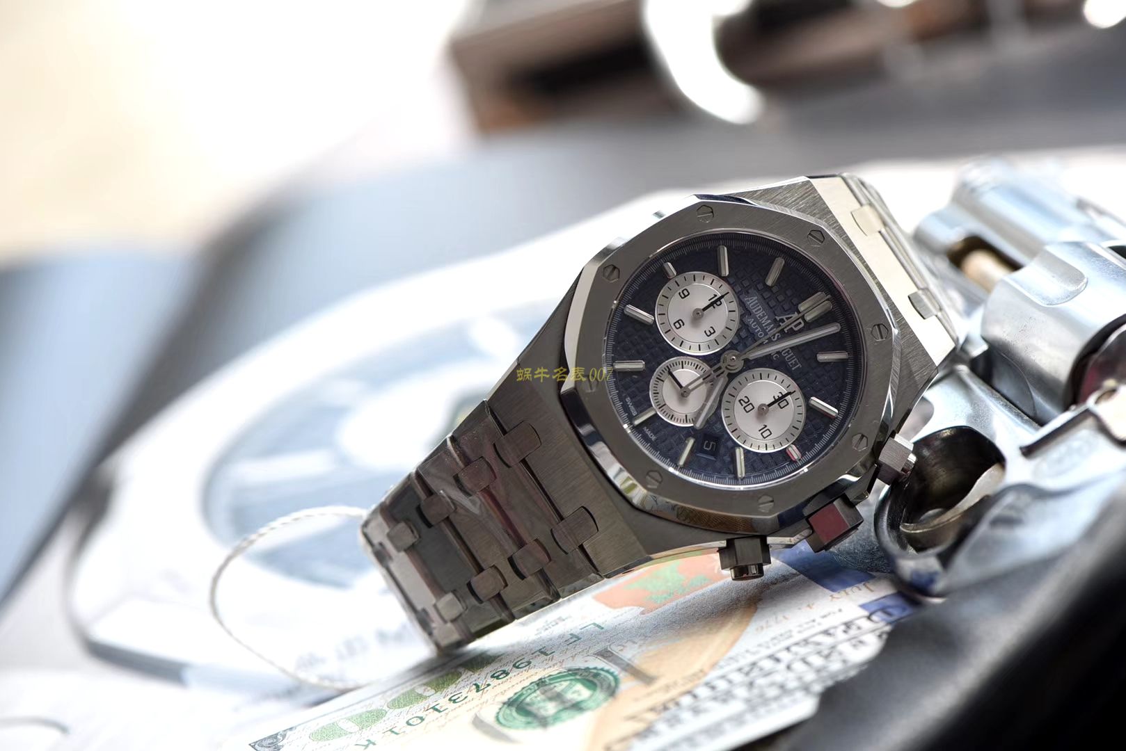  Video analysis Audemars Piguet 皇家橡树系列26331ST.OO.1220ST.01 wrist watch 一比一高仿手表【OM Factory 皇家橡树计时】 / AP158