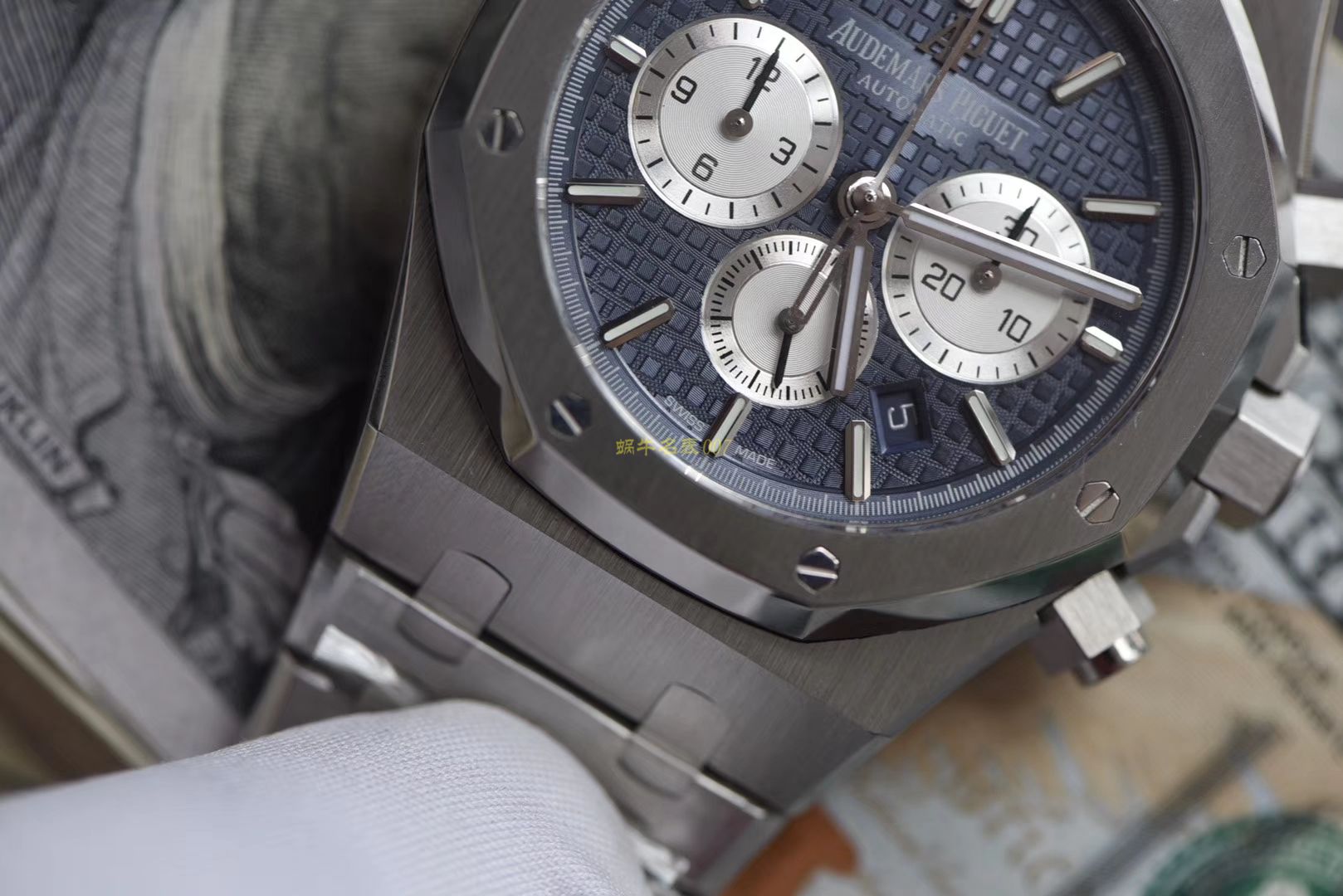  Video analysis Audemars Piguet 皇家橡树系列26331ST.OO.1220ST.01 wrist watch 一比一高仿手表【OM Factory 皇家橡树计时】 / AP158