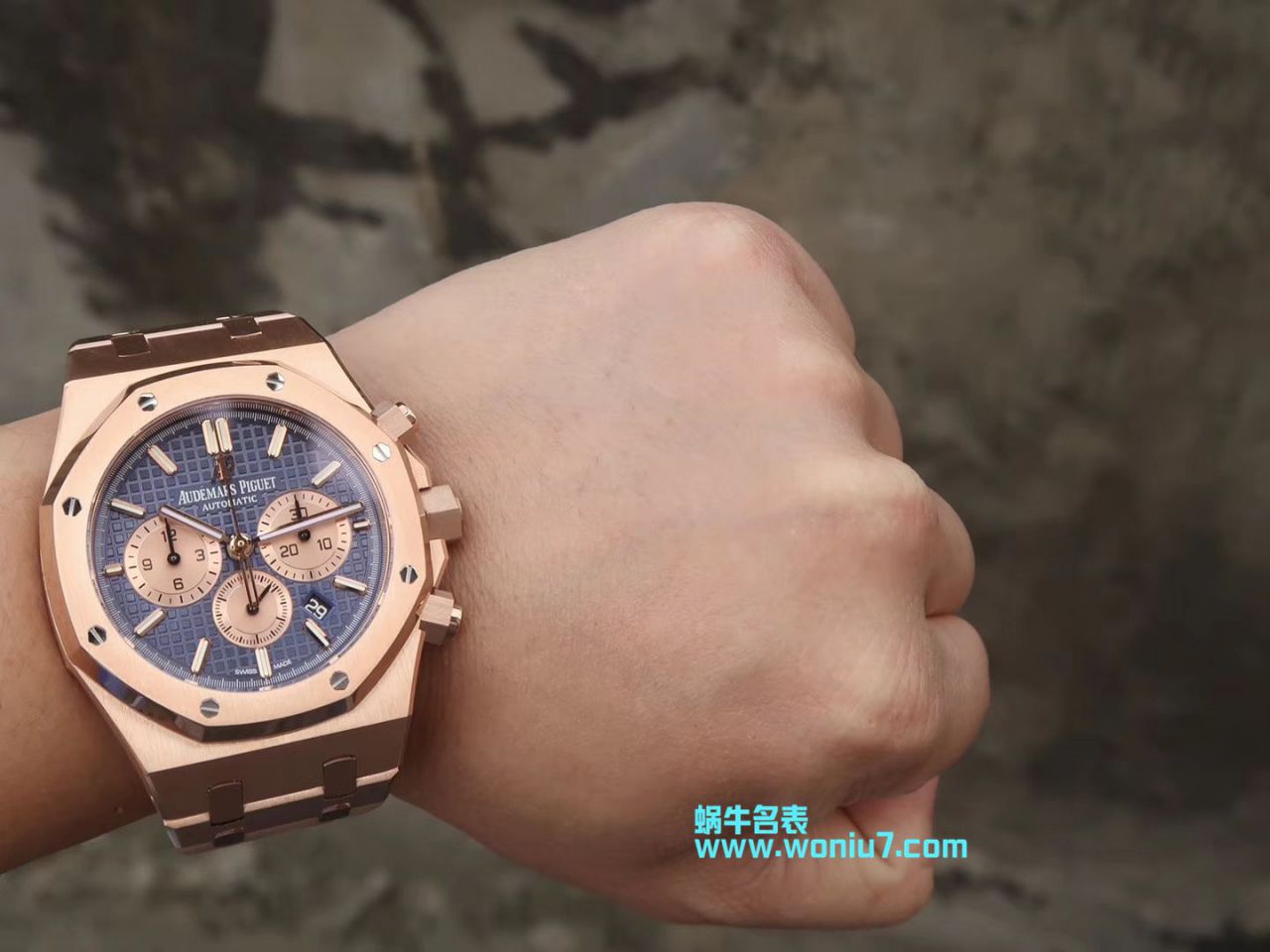  Video analysis Audemars Piguet 皇家橡树系列26331ST.OO.1220ST.01 wrist watch 一比一高仿手表【OM Factory 皇家橡树计时】 / AP158