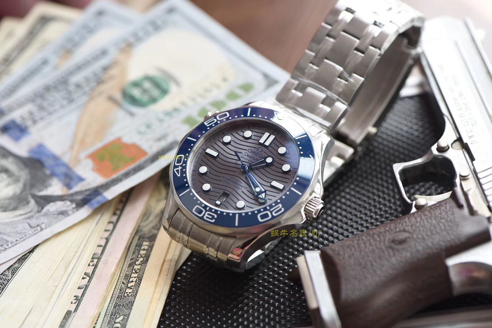 【 Video analysis 】VS Factory 一比一复刻OMEGA Seamaster 系列210.30.42.20.06.001高仿 wrist watch VS Factory 新 Seamaster 300M（007代言广告款） / M359