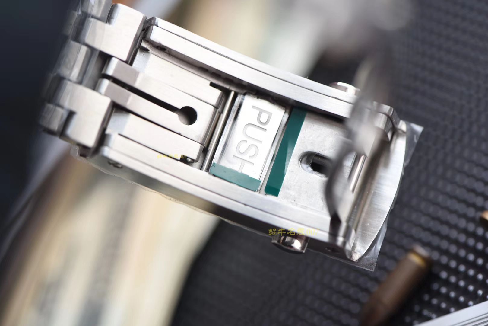 【 Video analysis 】VS Factory 一比一复刻OMEGA Seamaster 系列210.30.42.20.06.001高仿 wrist watch VS Factory 新 Seamaster 300M（007代言广告款） / M359