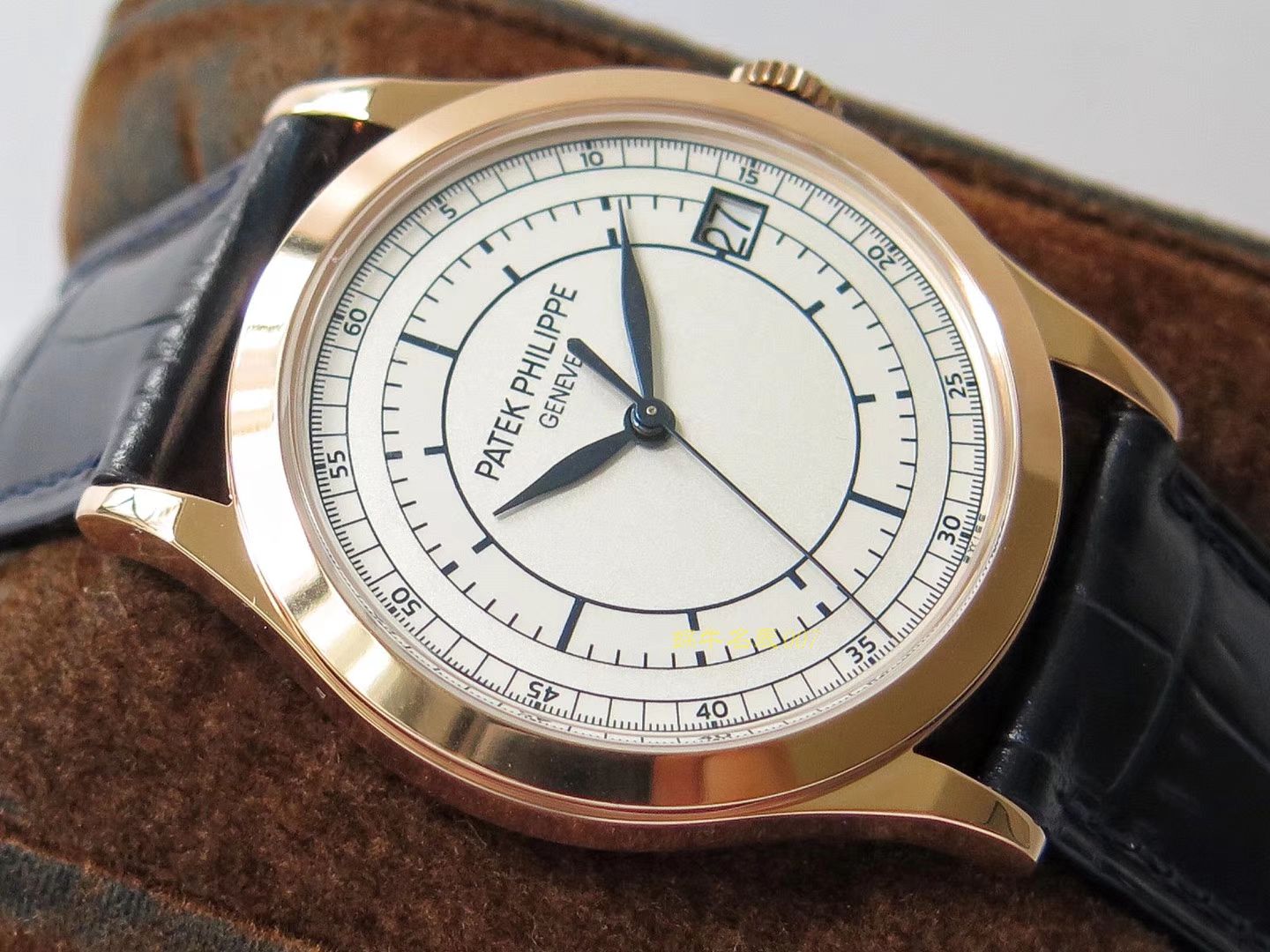 【ZF一比一 top 复刻】 PATEK PHILIPPE 古典表系列5296R-001 玫瑰金 wrist watch  / BD237
