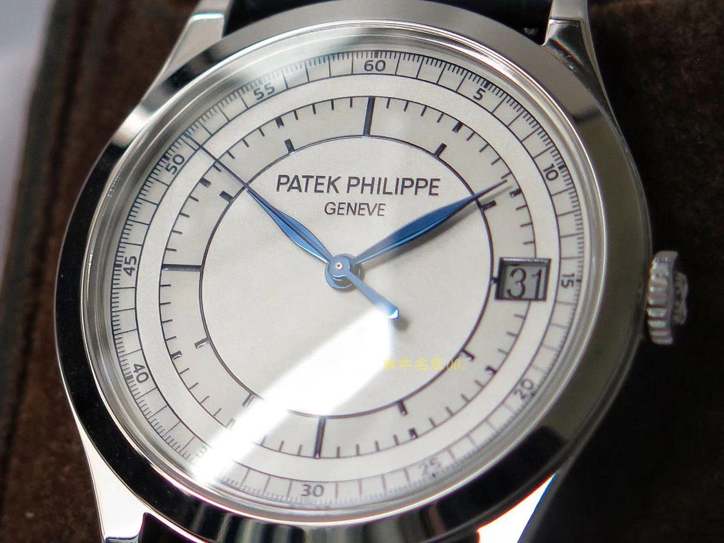 【ZF一比一超A高仿】 PATEK PHILIPPE 古典表系列5296G-001 白金 wrist watch  / BD236