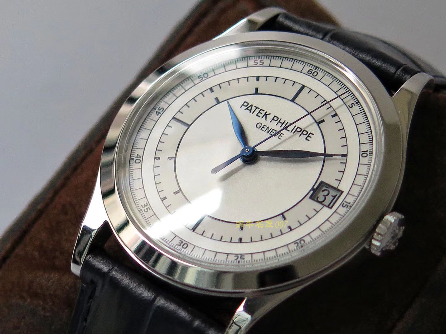 【ZF一比一超A高仿】 PATEK PHILIPPE 古典表系列5296G-001 白金 wrist watch  / BD236