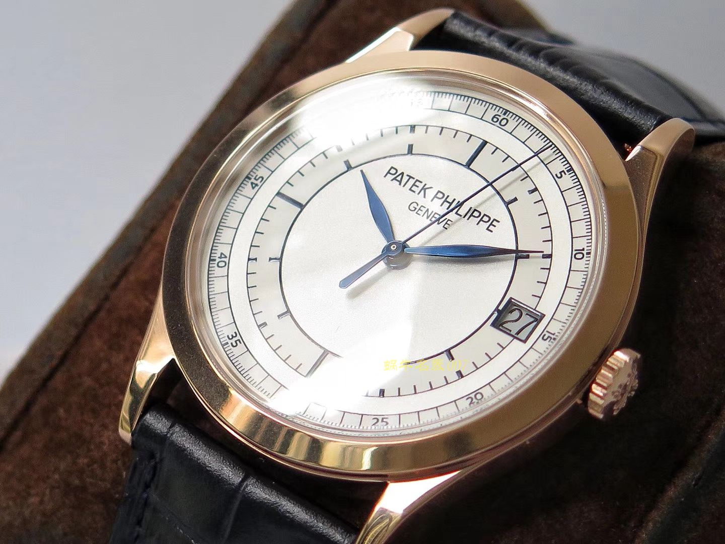【ZF一比一超A高仿】 PATEK PHILIPPE 古典表系列5296G-001 白金 wrist watch  / BD236