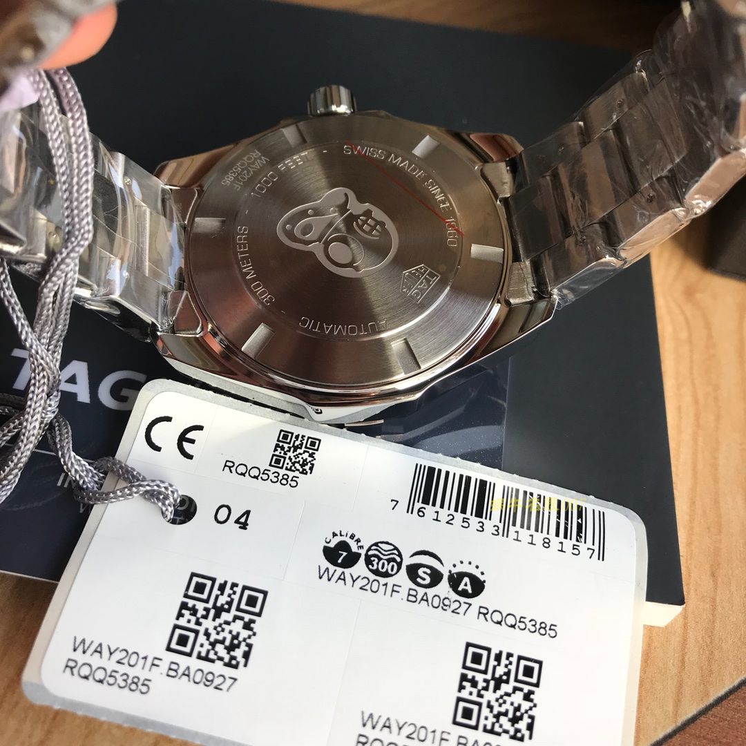 【渠道原单货】 TAG Heuer 竞潜系列WAY201F.BA0927GMT wrist watch  / TG067