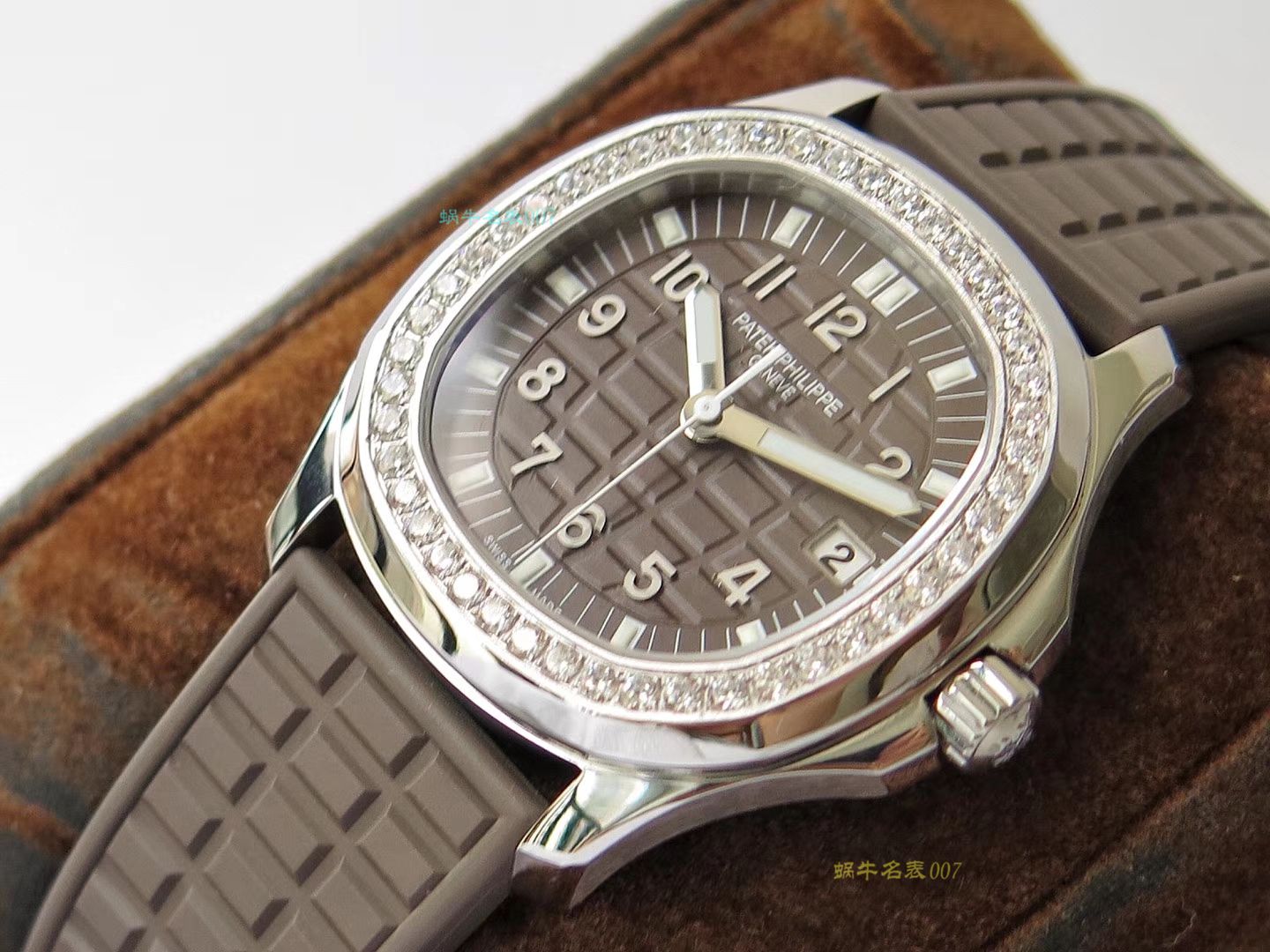 【PPF一比一 top 复刻高仿手表】PATEK PHILIPPE PATEK PHILIPPE AQUANAUT系列5067A-023 wrist watch 女装 / BD261