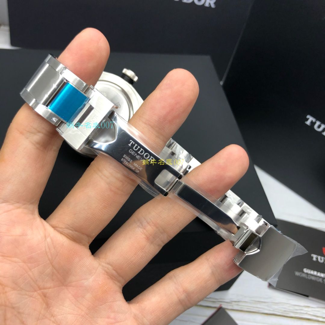 【渠道原单】TUDOR Tudor 碧湾系列M79540-0006 wrist watch （黑面蓝面均有） / DT038